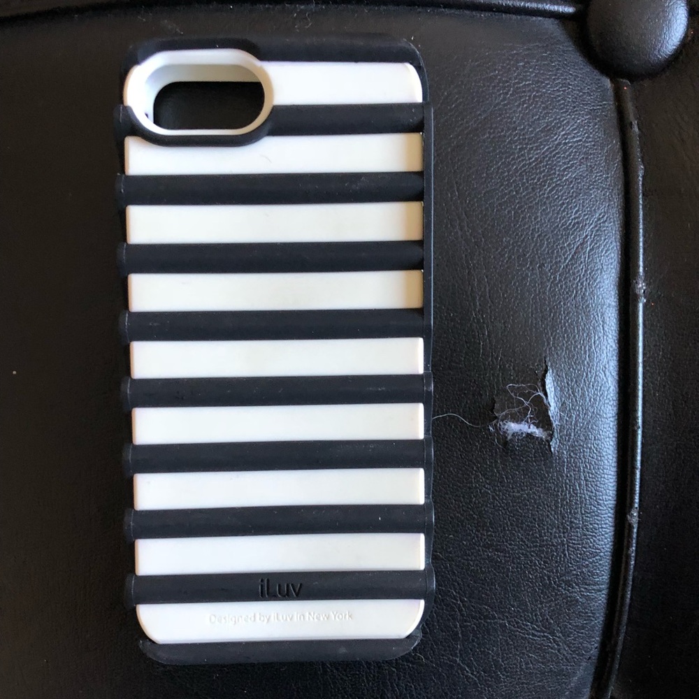 Black and White Striped IPhone 5/5s Case